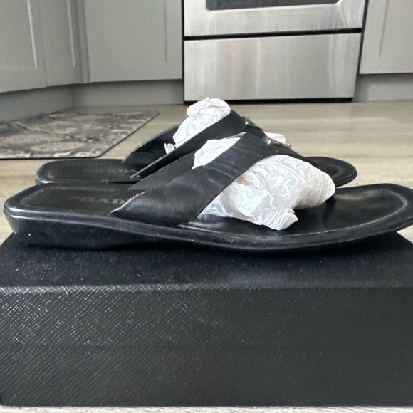 PRADA Calfakin Leather thong slides - Picture 3 of 8